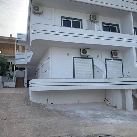 Vila Ergys 사밀 외부 사진