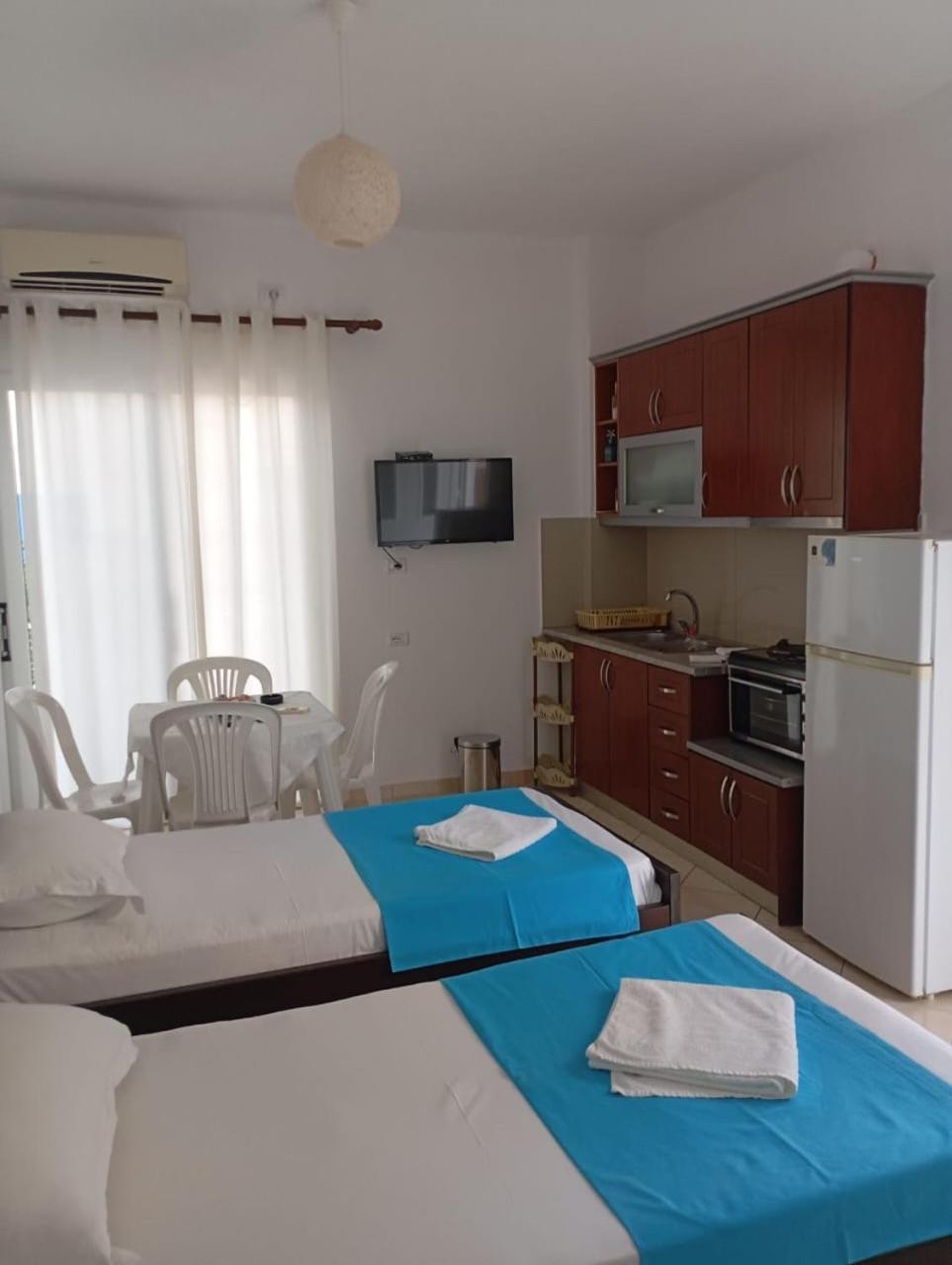 Vila Ergys 사밀 외부 사진